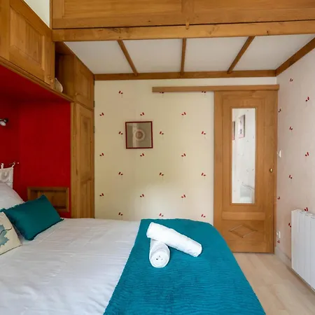 Au Petit Bonheur Proche Centre Et *