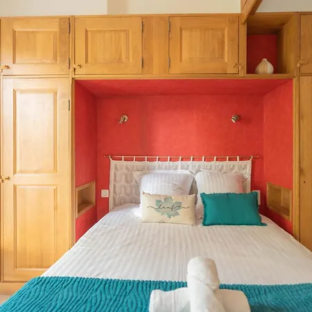 Au Petit Bonheur Proche Centre Et *