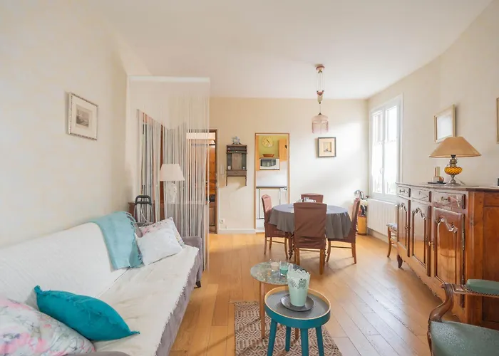 Au Petit Bonheur Proche Centre Et Apartamento *